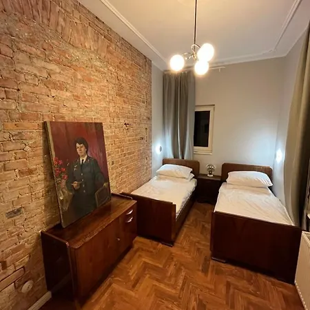 Lipowa Loft Δωμάτια σε οικογενειακή κατοικία *